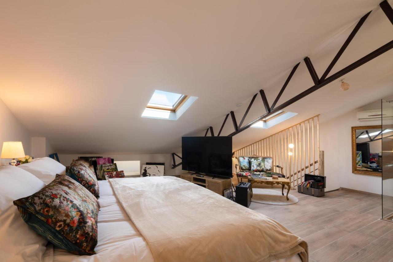 L'Avant Scene Meuble 5 Etoiles Parking Gratuit Jacuzzi Avinyon Dış mekan fotoğraf