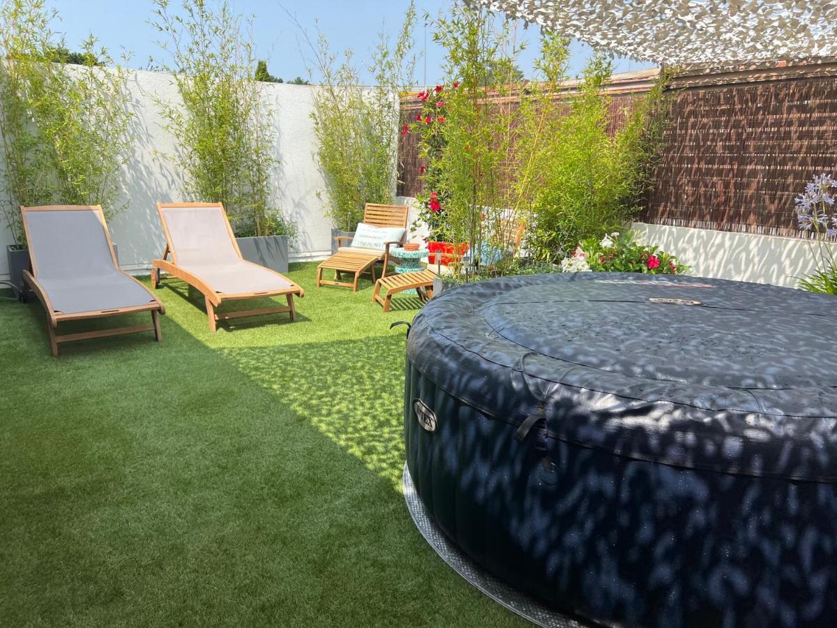 L'Avant Scene Meuble 5 Etoiles Parking Gratuit Jacuzzi Avinyon Dış mekan fotoğraf